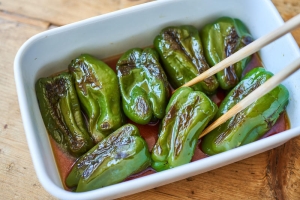 種もヘタもおいしく食べる！ピーマンまるごと使いきりレシピ5選